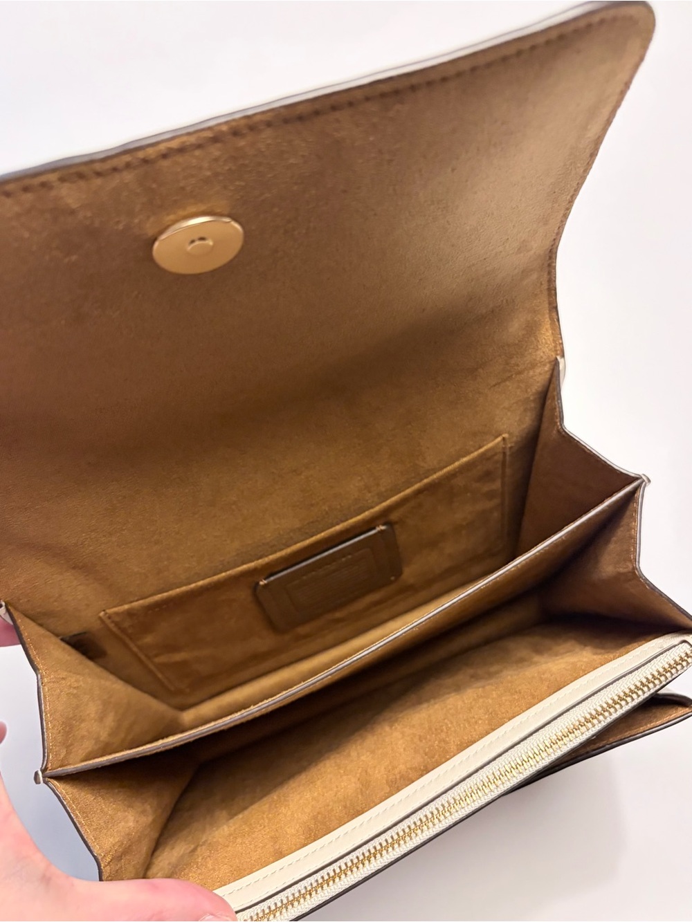 Coach Klare Crossbody Bag With Linear Quilting - Picture 4 of 6